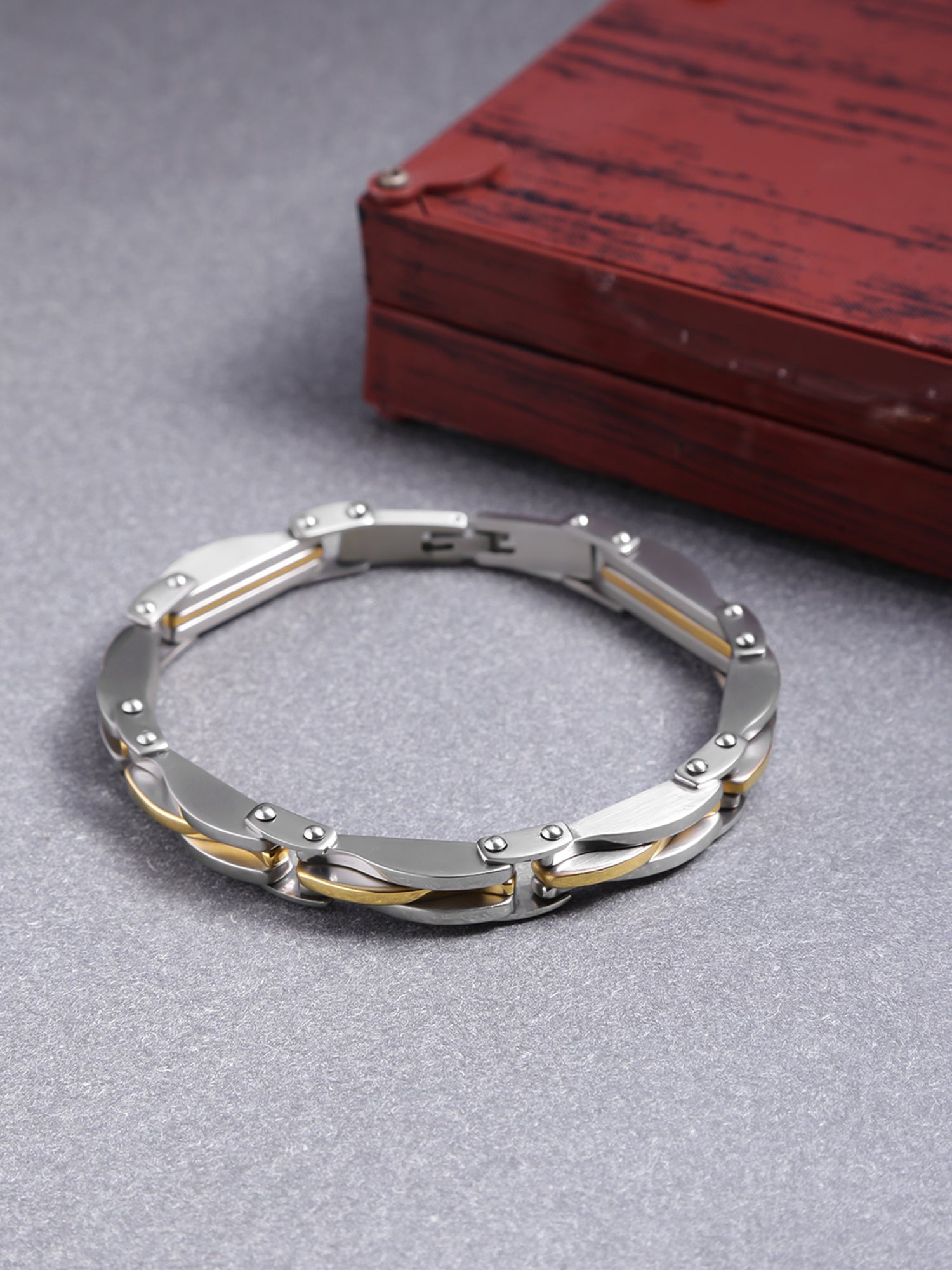 Yellow Chimes Bracelets for Men and Boys Fashion Silver Bracelet for Men |Silver Toned Durable Stainless Steel Chain Bracelet for Men Birthday Gift