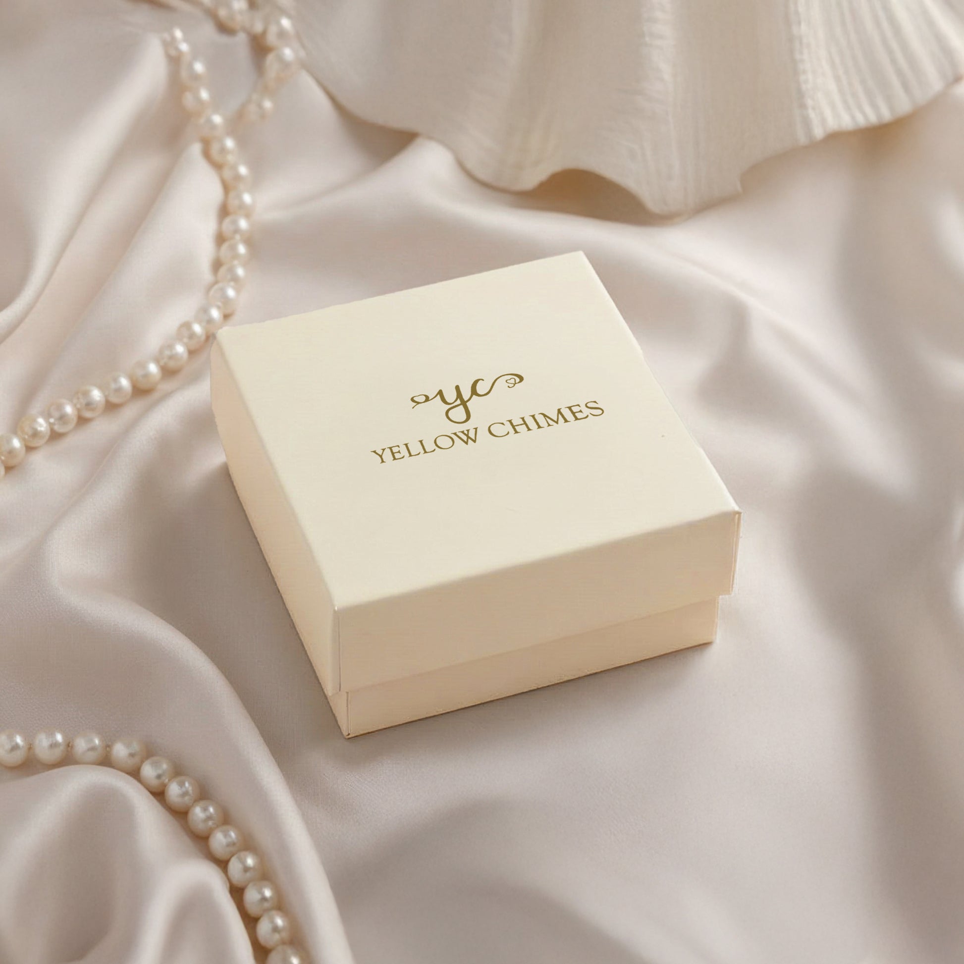 Yellow Chimes adjustable heart link bracelet - casual outings