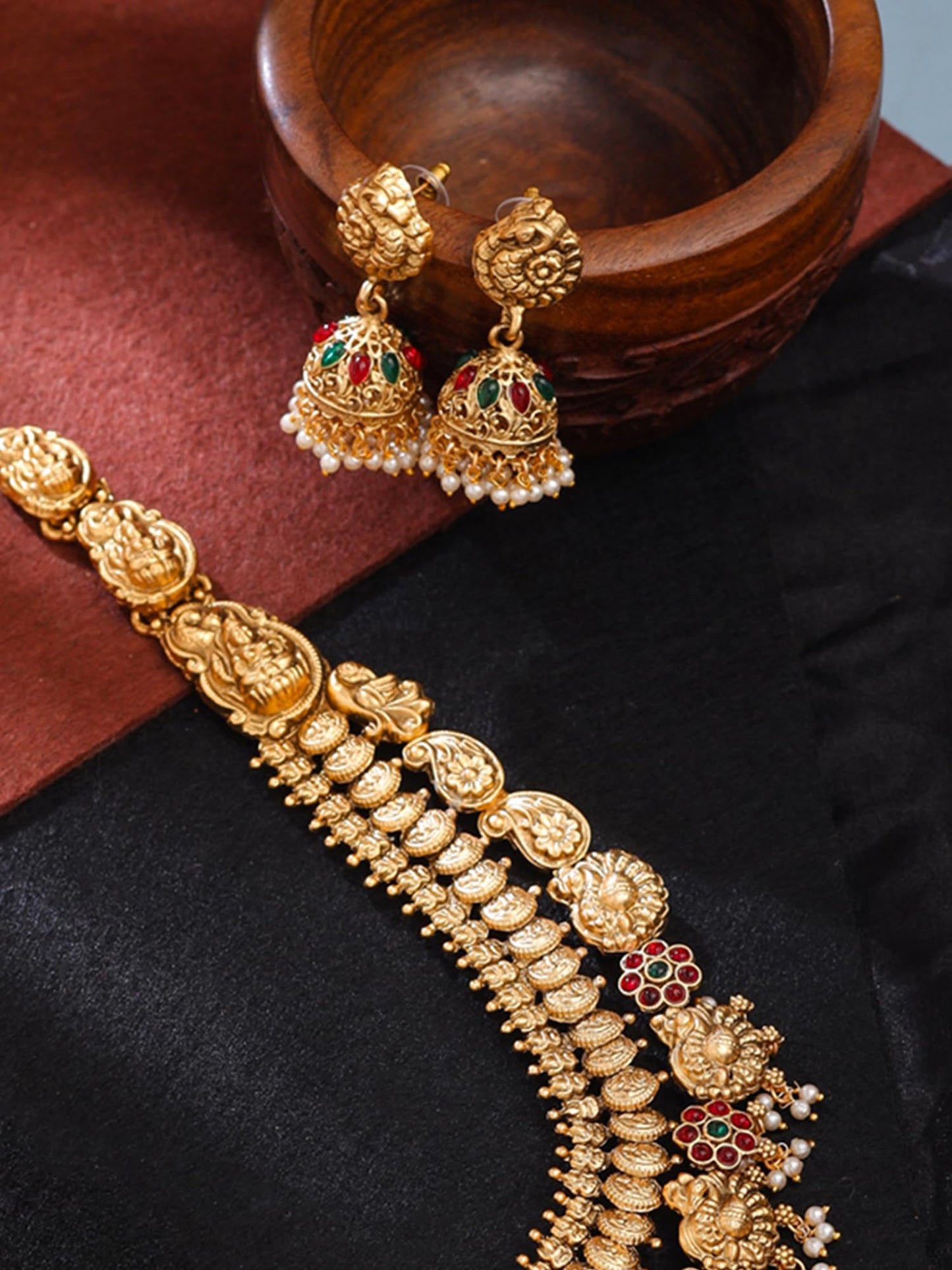 Yellow Chimes Bridal Jewellery Set for Women | Golden Layered Necklace Set for Women | Traditional Gold Plated Temple Jewellery Set for Girls | Birthday Anniversary Gift for Women Wife