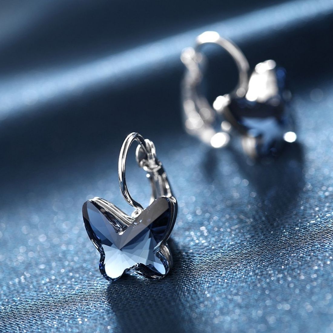 Elegant A Grade Blue Crystal Drop Earrings For Women Earrings.