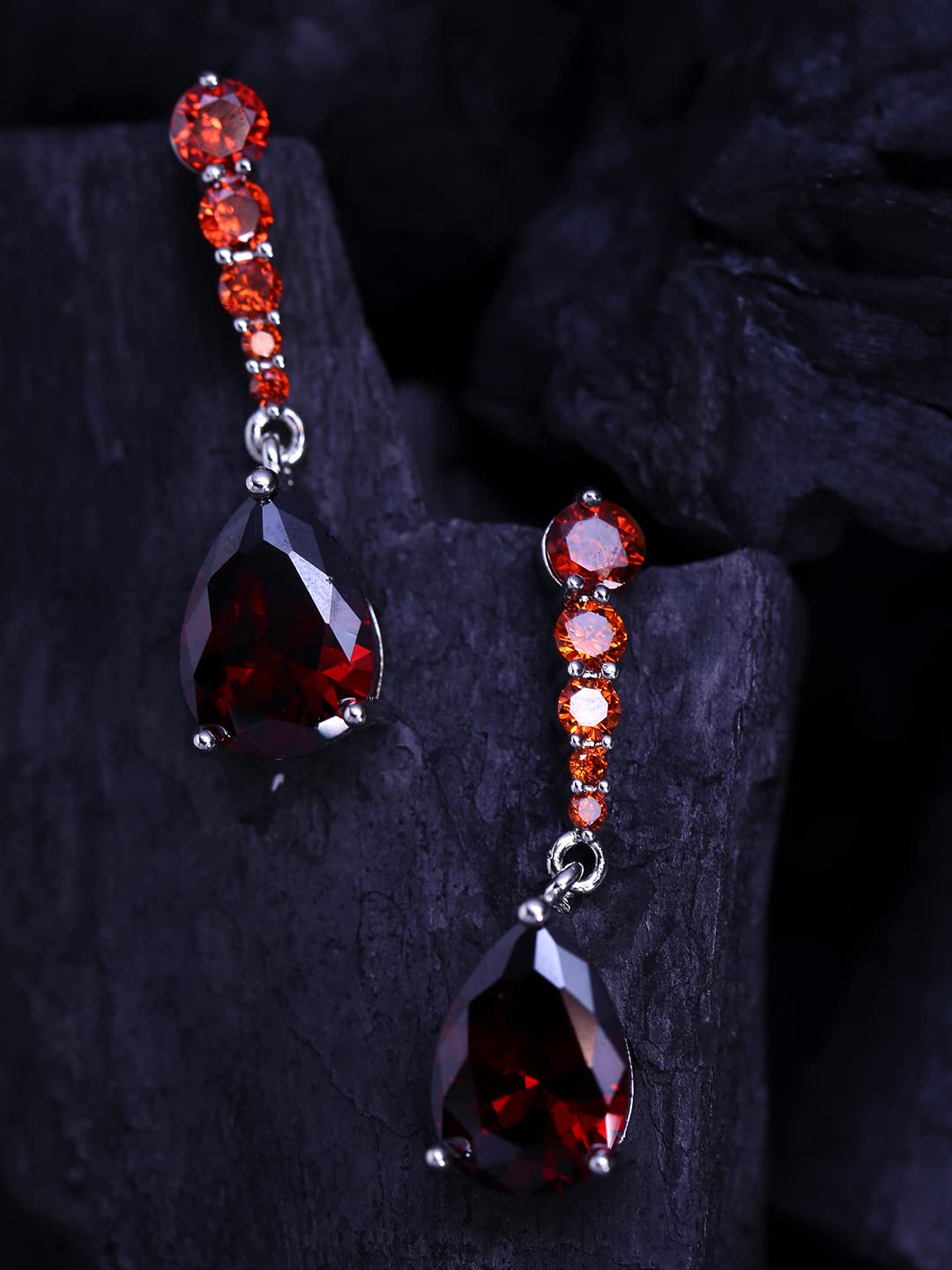 Teardrop Crystal Earrings - Austrian Crystals - 925 Silver - ApolloBox