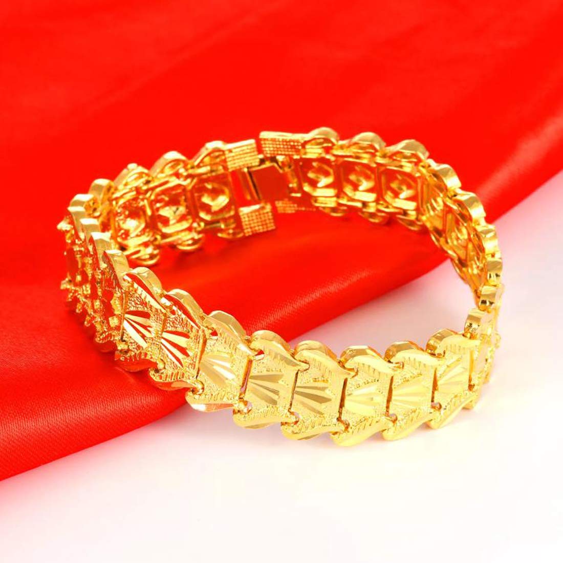 Buy Best Gifts Jewellery Online | Gifts Jewellery Designs Kalyan Jewellers