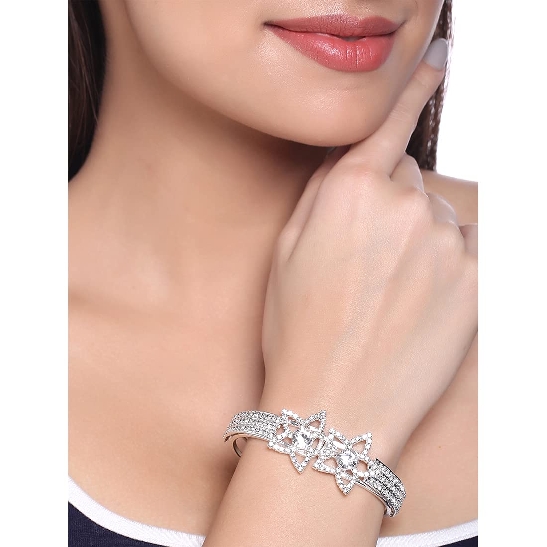 Yellow Chimes Latest Fashion Silver Toned Flower Design Crystal Bracelet Kada for Women and Girls