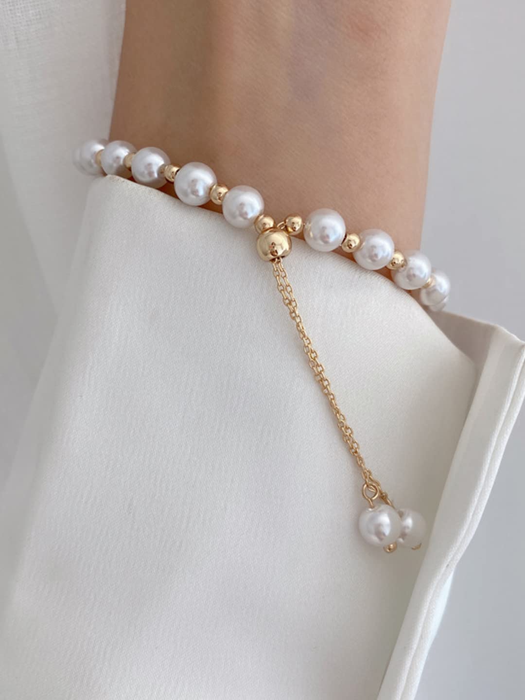 Buy Cute Bow Adjustable Pearl Bracelet Online | CaratLane