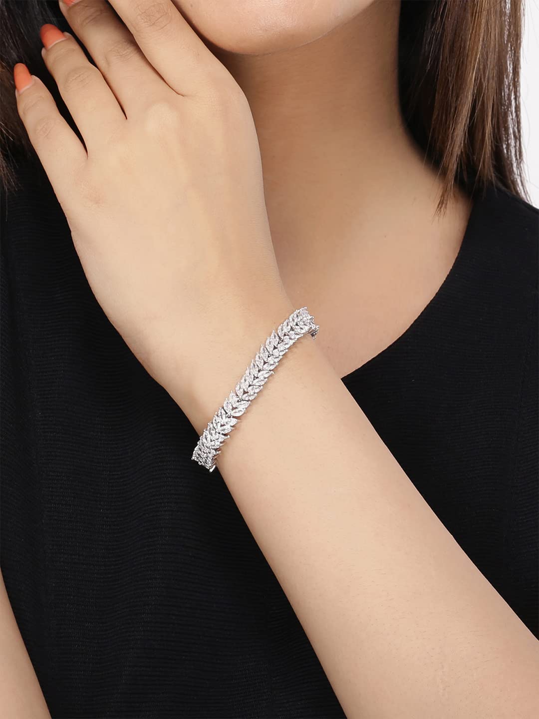 Yellow Chimes Women's Fashion Leaf Shaped Silver Tone White Swiss Zircon Crystal Bracelets Valentine Gift for Girls