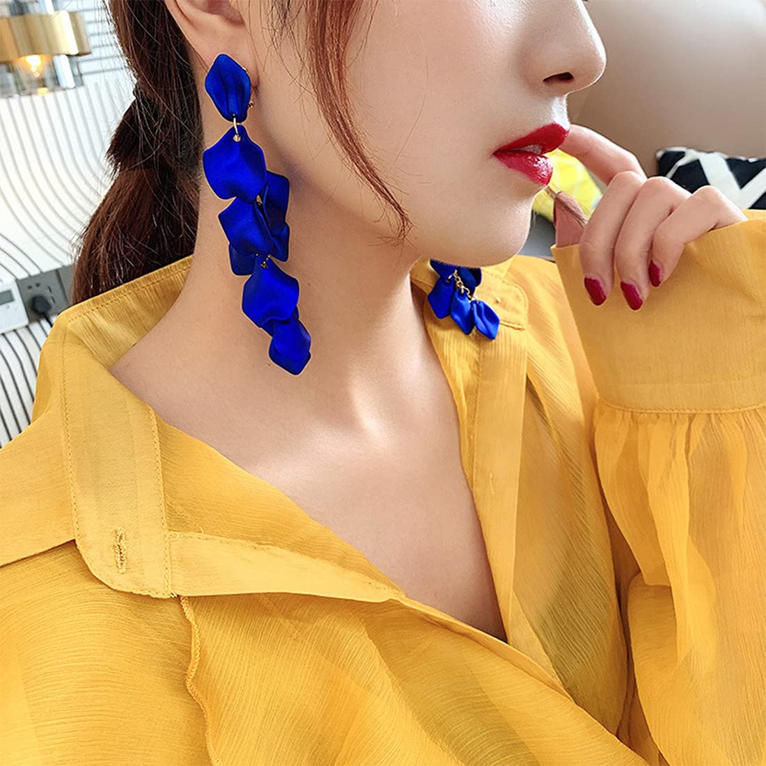 Yellow Chimes Elegant Latest Fashion Gold Plated Royal Blue Colour Flower Petals Design Dangler Earrings for Women and Girls, Medium (Model Number: YCFJER-PETLDNG-BL)