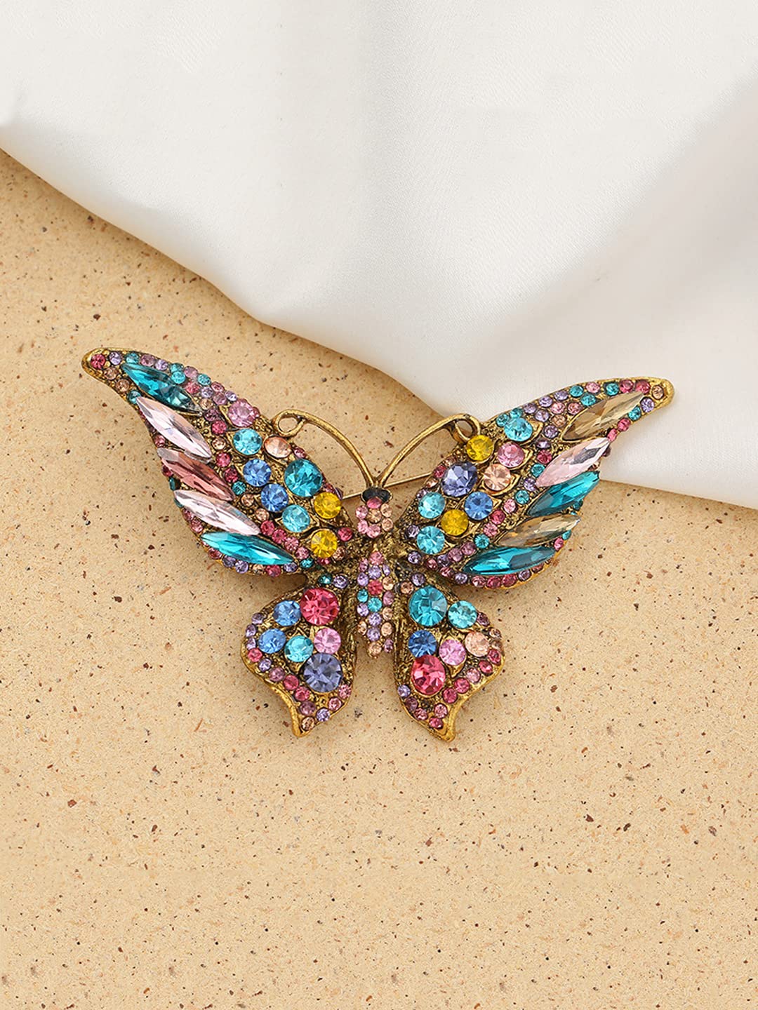 Yellow Chimes Brooch for Women Butterfly Shaped Brooch Fashionable Brooch for Girls and Women (Multicolor-2)