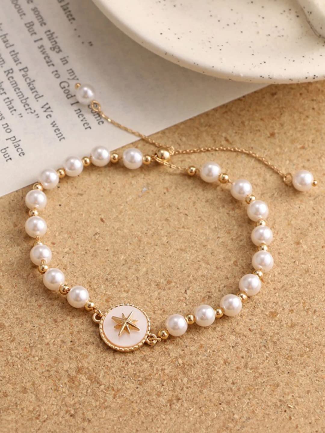 Adjustable Flower Pearl Bracelet – Colors And Shine