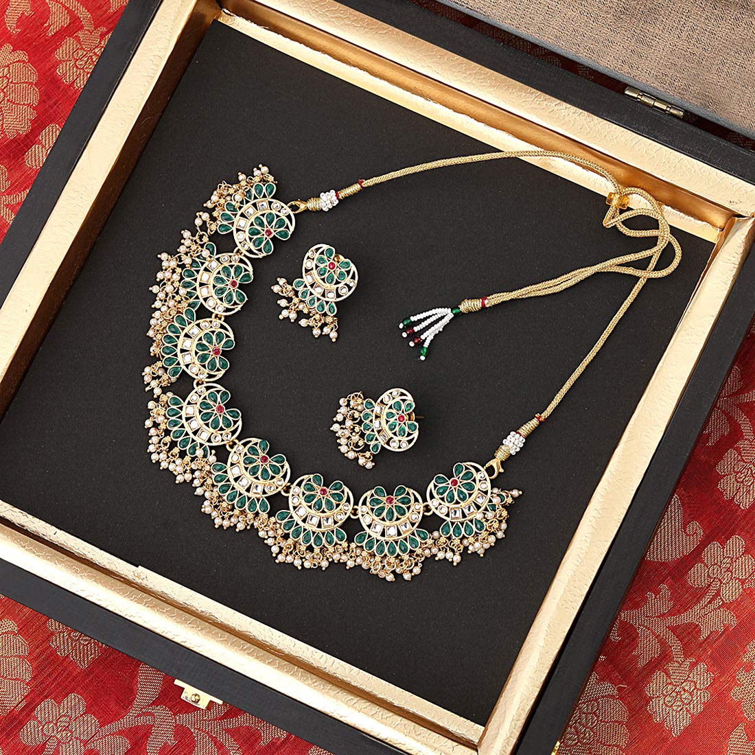 Yellow Chimes Ethnic Handcrafted Green Beads Floral Kundan Jewellery Set Gold Plated Traditional Choker Necklace Set for Women and Girls (Green, Gold)