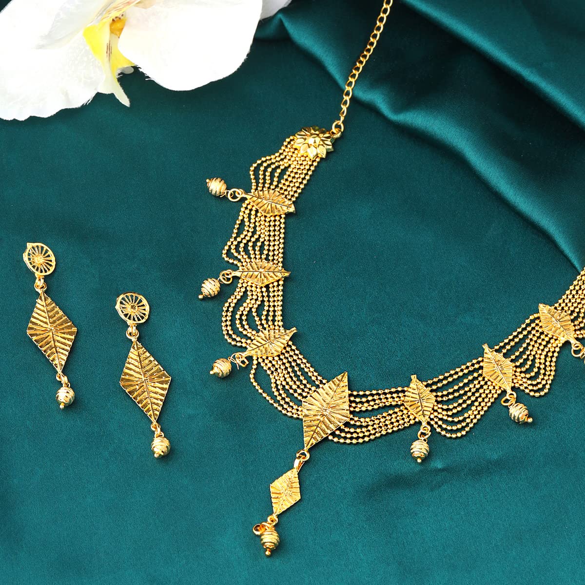 Yellow Chimes Jewellery Set for Women and Girls Gold Jewellery Set for Women | Gold Plated Necklace Set | Mutilayer Jewellery Set | Birthday Gift for girls and women Anniversary Gift for Wife